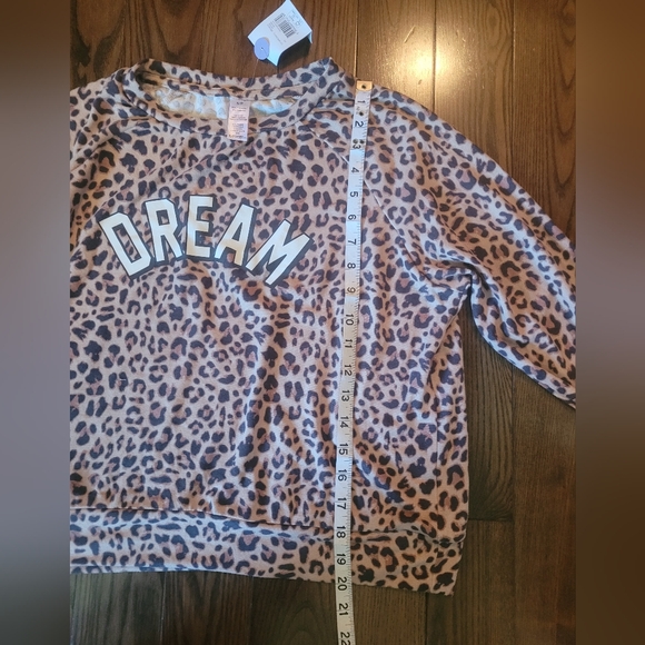 NWT 2 PIECE PJ SET, Great Christmas Gift for you or someone else. - Picture 5 of 12